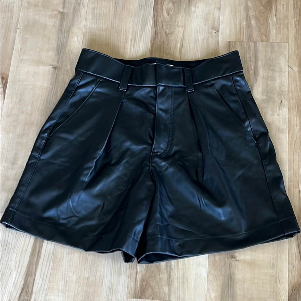 NWT Abercrombie & Fitch Black Vegan Leather Flat Front Shorts Sleek Design